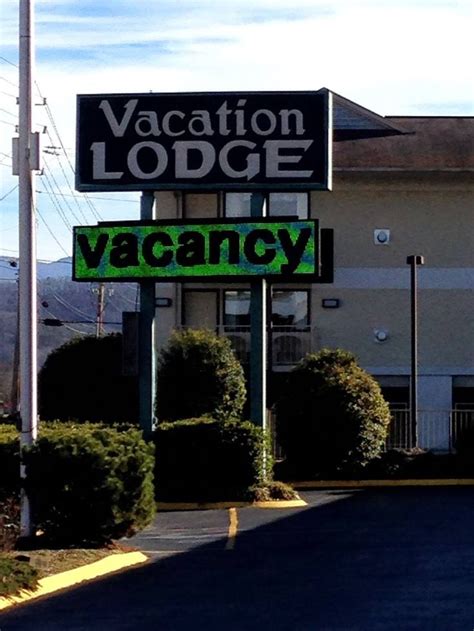 Pigeon Forge Hotels - Hotel in Pigeon Forge TN - Pigeon Forge Lodging | Pigeon forge hotels ...