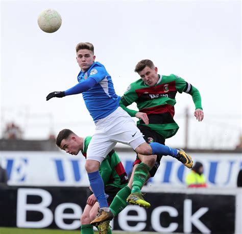 Glenavon 2-2 Glentoran | Glentoran FC