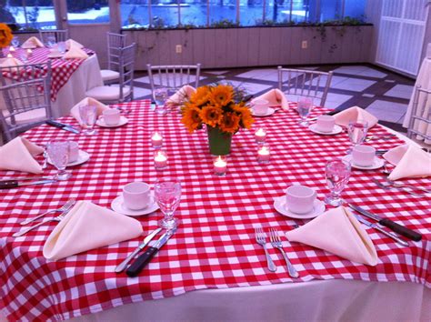 Table set for a picnic | Table settings, Table decorations, Table