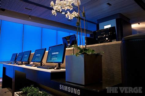 Samsung Experience NYC store - The Verge