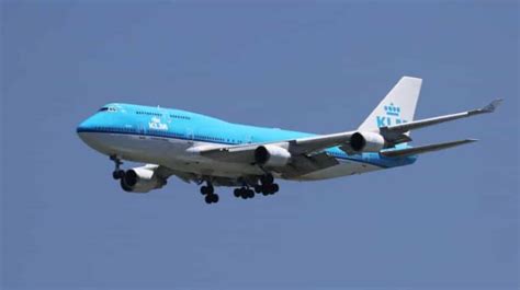 KLM introduces Whatsapp 'family updates' of flight status | Zee Business