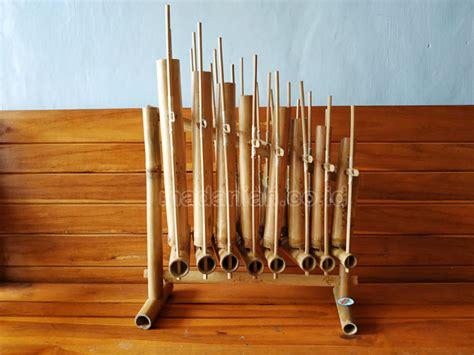 Distributor Alat Musik Tradisional Angklung Jawa Timur • Madaniah™