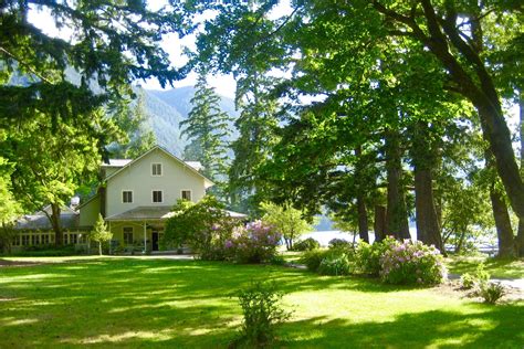 Lake Crescent Lodge | National park photos, Lake lodge, National parks