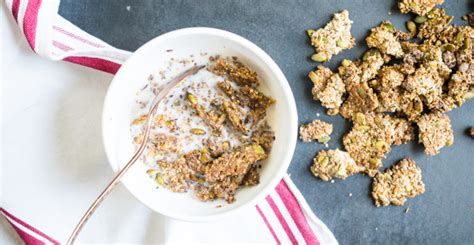 12 Hot and Cold Low-Carb Cereals (Seriously, They Exist) - Perfect Keto