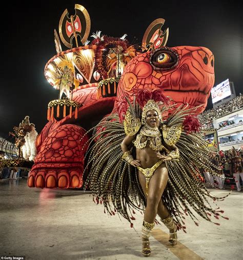 Thousands of dancers take to Rio de Janeiro's famous Sambadrome for the ...