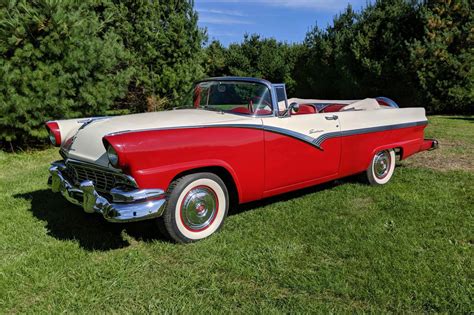 1956 FORD FAIRLANE SUNLINER CUSTOM CONVERTIBLE