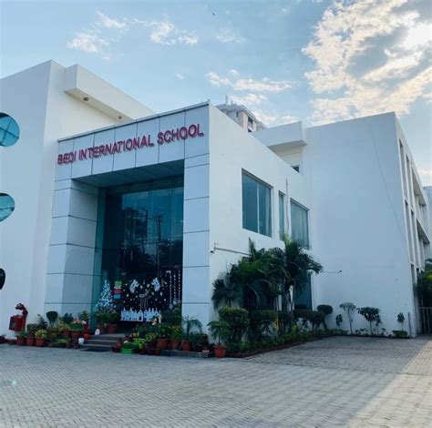 Bedi International School | Bareilly