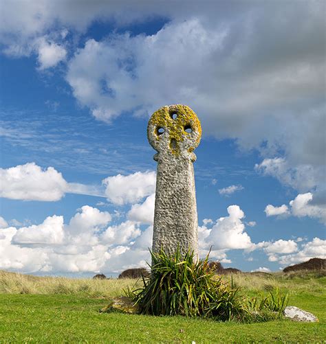 St Piran's Cross: SOUTH WEST COAST PATH - a photo tour