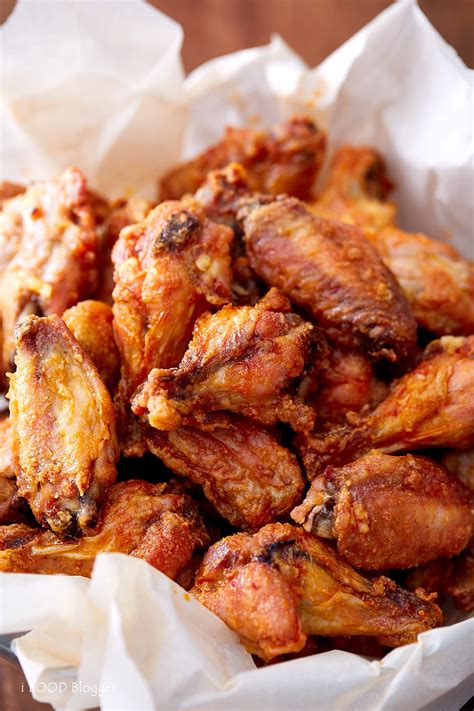 Extra Crispy Baked Chicken Wings - i FOOD Blogger