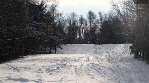 Campton Mountain offers day, night skiing for $12