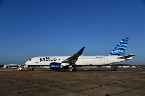 JetBlue's First Airbus A220 Completes Its Maiden Flight - Simple Flying