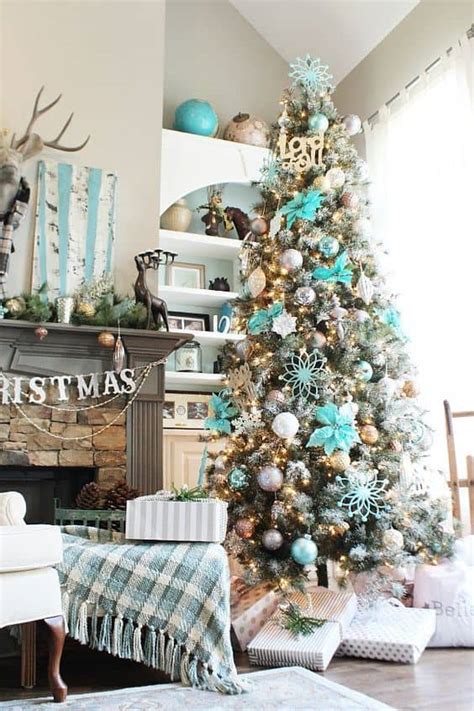 Christmas Trends 2024 - Christmas Colors and Decor Trends - Home DIY