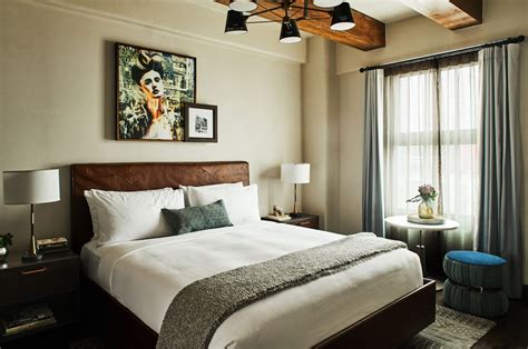 Boutique King Bed in Los Angeles, CA | Hotel Figueroa DTLA