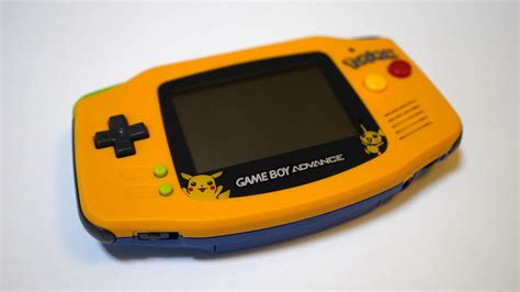 Game Boy Advance (Pokemon) - videogamesmuseum.org