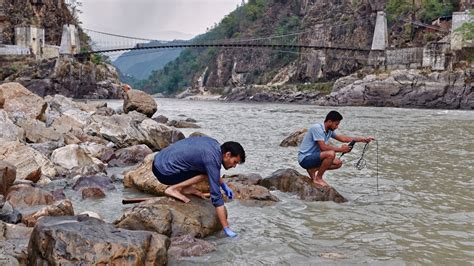 The Ganges Brims With Dangerous Bacteria - The New York Times