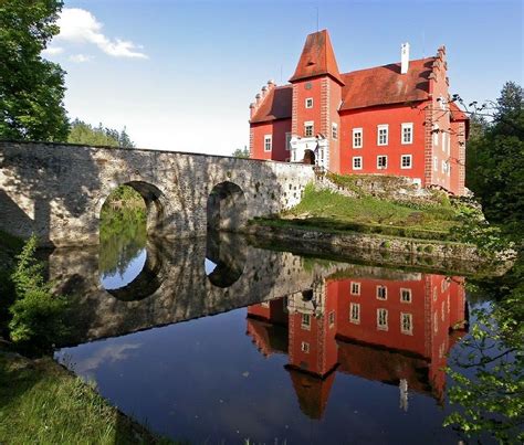 Červená Lhota castle (South Bohemia), Czechia | Beautiful castles, Castle house, Castle