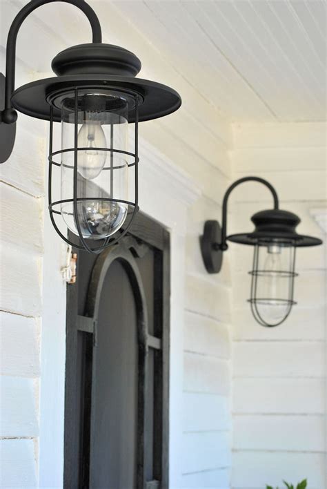 10 reasons to buy Farmhouse outdoor light | Warisan Lighting