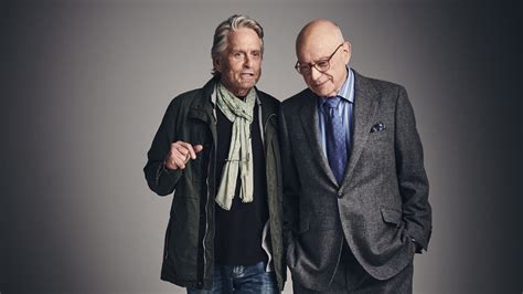 Michael Douglas & Alan Arkin Tease 'Kominsky Method' Season 2… And Each Other