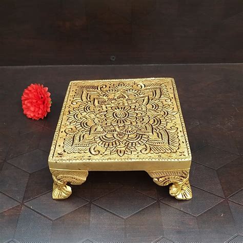 Brass Square Stand Big- 2" - Brass God Idols VgoCart Coimbatore