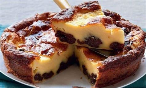 FAR BRETON WITH PRUNES: the easy recipe - CULTURE CRUNCH