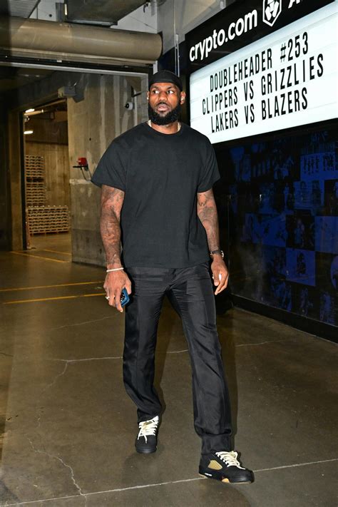 LeBron James Goes Dusk Mode in A Ma Maniére's Jordan 5 Sneakers