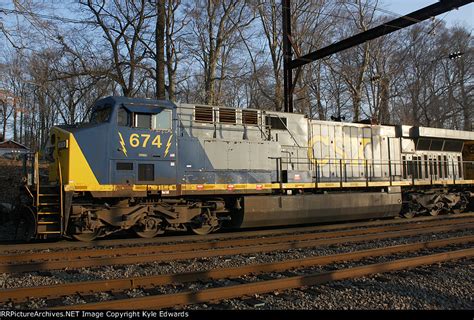 CSX AC6000CW #674 on Q702-17