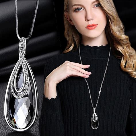 Women's Long Pendant Necklaces