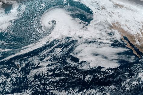 ‘Bomb cyclone’ forms off California coast – The San Francisco Times