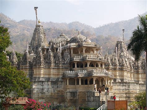 7 Amazing Jain Temples in India – Touropia Travel