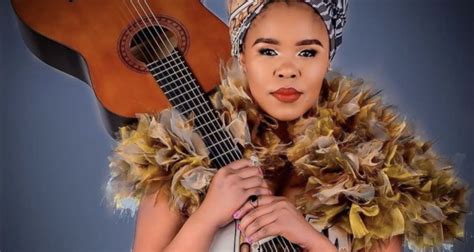 Zahara Biography: Net Worth, Cars Awards, Songs, Albums, Education ...