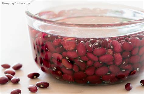 How to quick soak beans VIDEO - Everyday Dishes & DIY