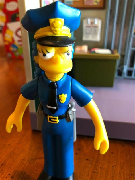 Playmates SIMPSONS POLICE STATION W/OFFICER EDDIE Playset+OFFICERS LOU & MARGE. | #3922511978