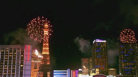 NYE Fireworks for Las Vegas Nevada - YouTube