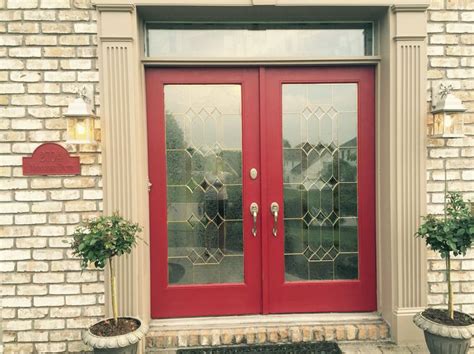 Red door!! Love!!! SW 7583 Wild Current Sherwin Williams | Exterior ...