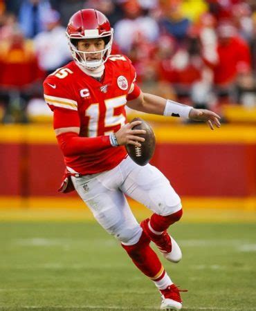 Patrick Mahomes Height Weight Shoe Size Body Measurements Facts Bio