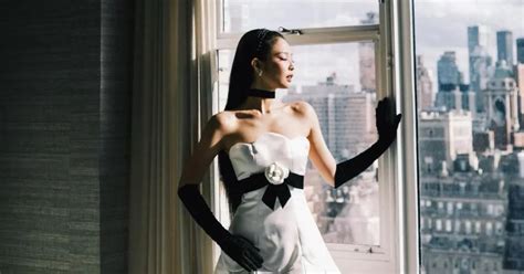 BLACKPINK’s Jennie Makes a Case for the Little White Dress at the Met ...