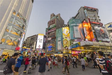 Ximending Shopping District at Night, Taipei. Editorial Photography - Image of retail, evening ...