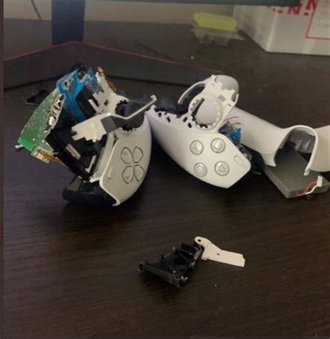 My controller doesn't turn on : r/playstation