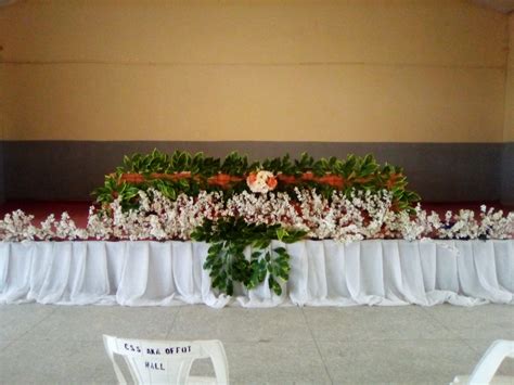 How to Decorate Your Conference Table for a Meeting — Hive