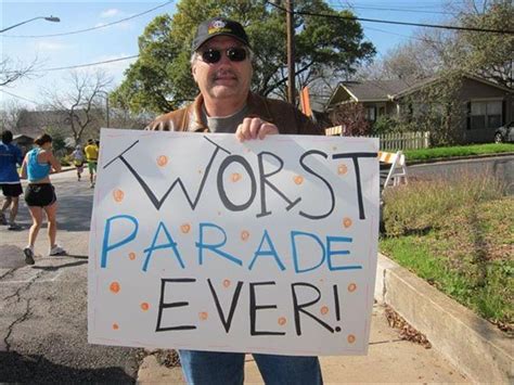 24 Funny Marathon Signs That Almost Make Running Worth It