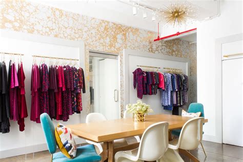 A Fashion Showroom in the Garment District – Homepolish | Showroom ...