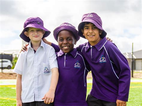 Friends-Photo | Holy Trinity Catholic Primary School Sunbury