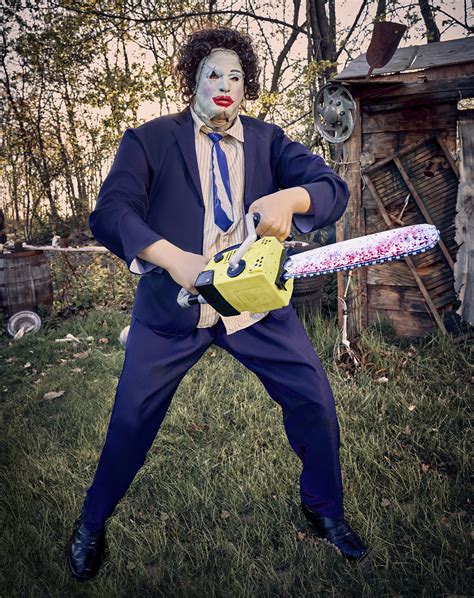 6-foot-tall Leatherface animatronic makes realistic chainsaw sounds