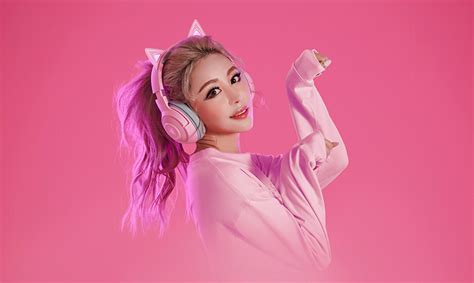 ワイヤレス Bluetooth ヘッドセット - Razer Kraken BT Kitty Edition