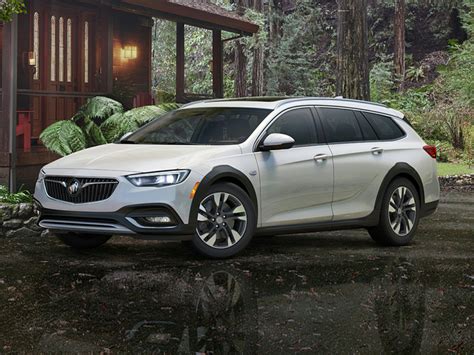 2020 Buick Regal TourX - Specs, Prices, MPG, Reviews & Photos | Cars.com