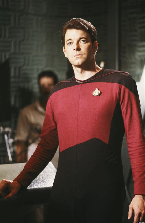 Riker's Chair Moves On 'Star Trek' Will Mesmerize You (VIDEO) | HuffPost