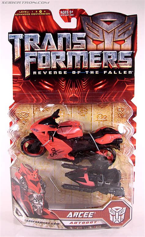 Transformers Revenge of the Fallen Arcee Toy Gallery (Image #1 of 109)