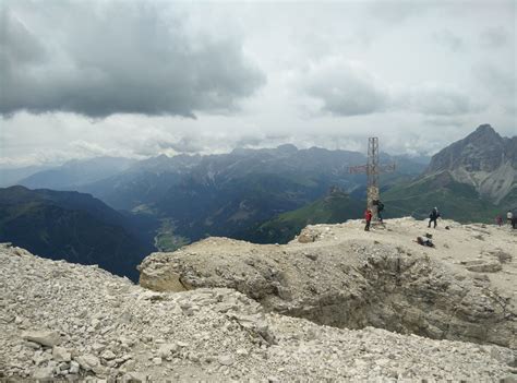 Passo Pordoi – Sass Pordoi Trail in the Dolomites | Best Hiking