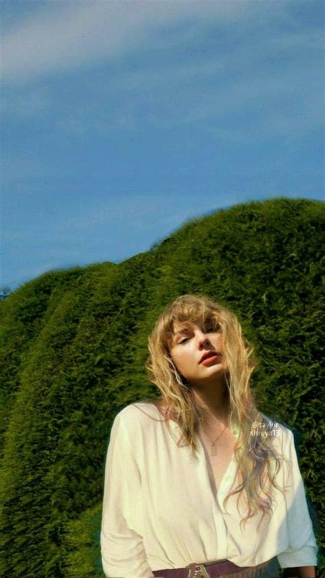 Taylor Swift wallpaper 🍃 | Taylor swift fearless, Taylor swift pictures, Taylor swift wallpaper