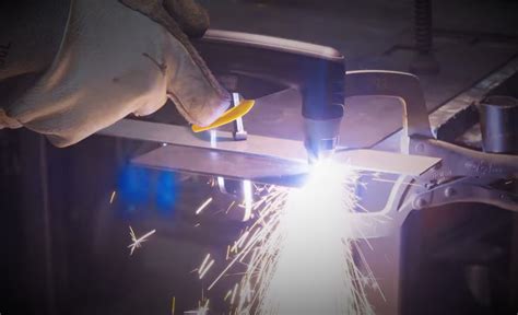 Video: 4 Important Plasma Cutting Tips & Techniques for Metal Fabricators